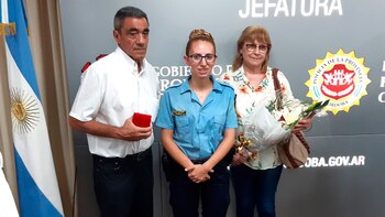 Mora Jacobo, de 26 años, está recientemente egresada como suboficial de Policía de Córdoba (@minsegcba)