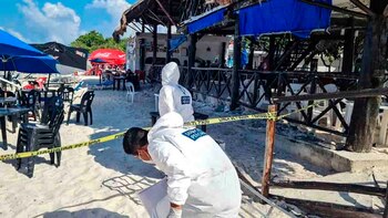 Cancún: investigan balacera en playa