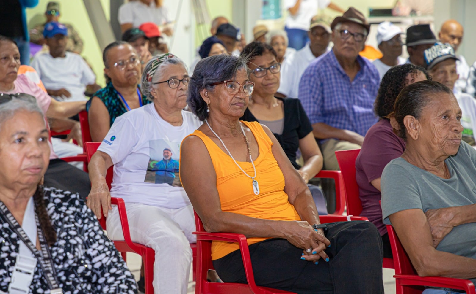 Las personas mayores reclamarán representación estable en la política, la justicia y los organismos públicos en una reunión convocada en Rosario para defender sus derechos.