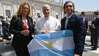 También participó Jennifer Jones, abogada