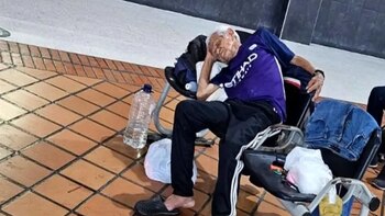 Adulto mayor lleva un mes