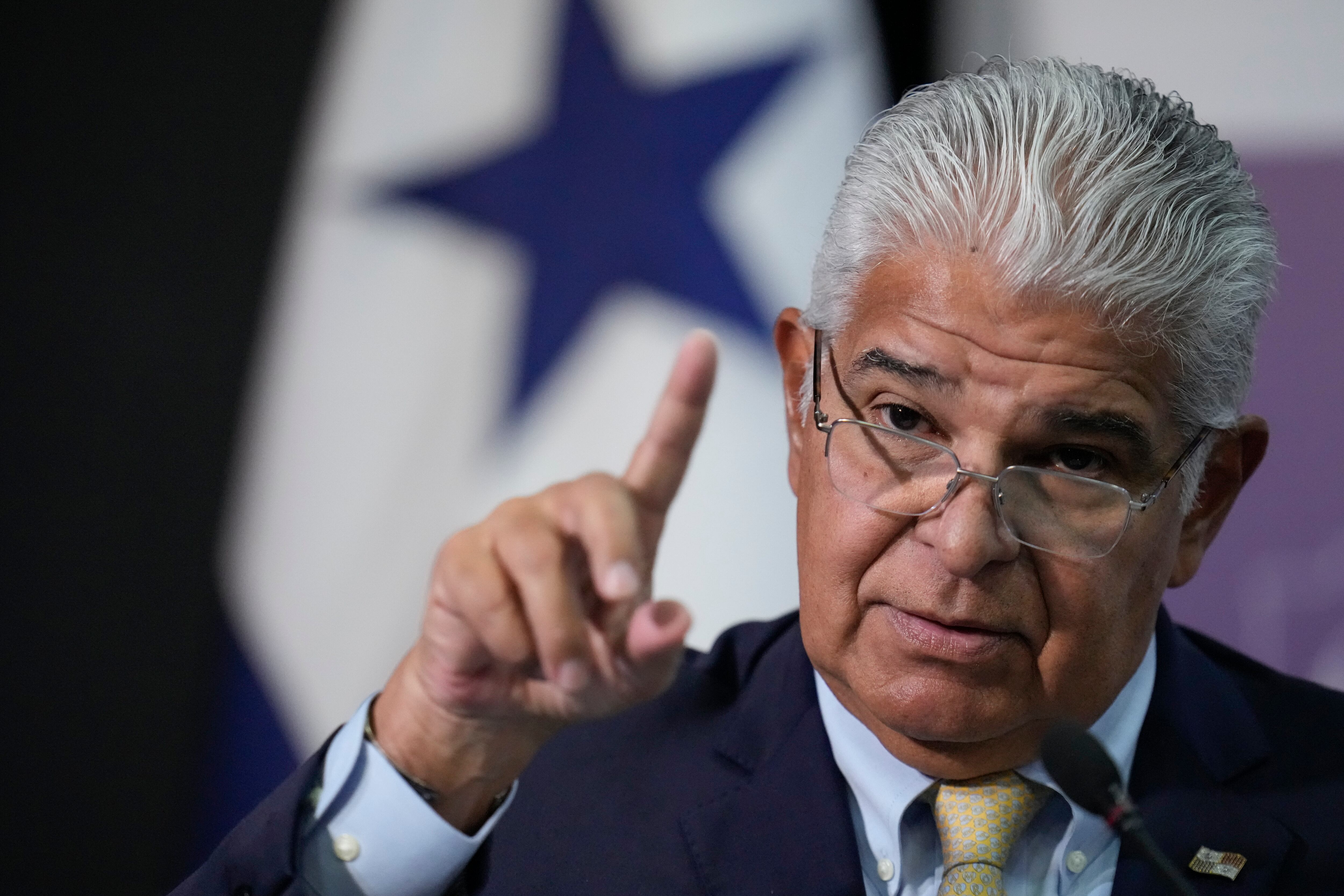 Mulino recalcó que Panamá no cuenta con fuerzas armadas desde 1990, y destacó la importancia de capacitar a sus cuerpos policiales y garantizar la protección del canal interoceánico (Foto AP/Matías Delacroix)