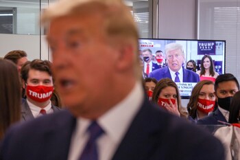 El presidente Donald Trump hablando