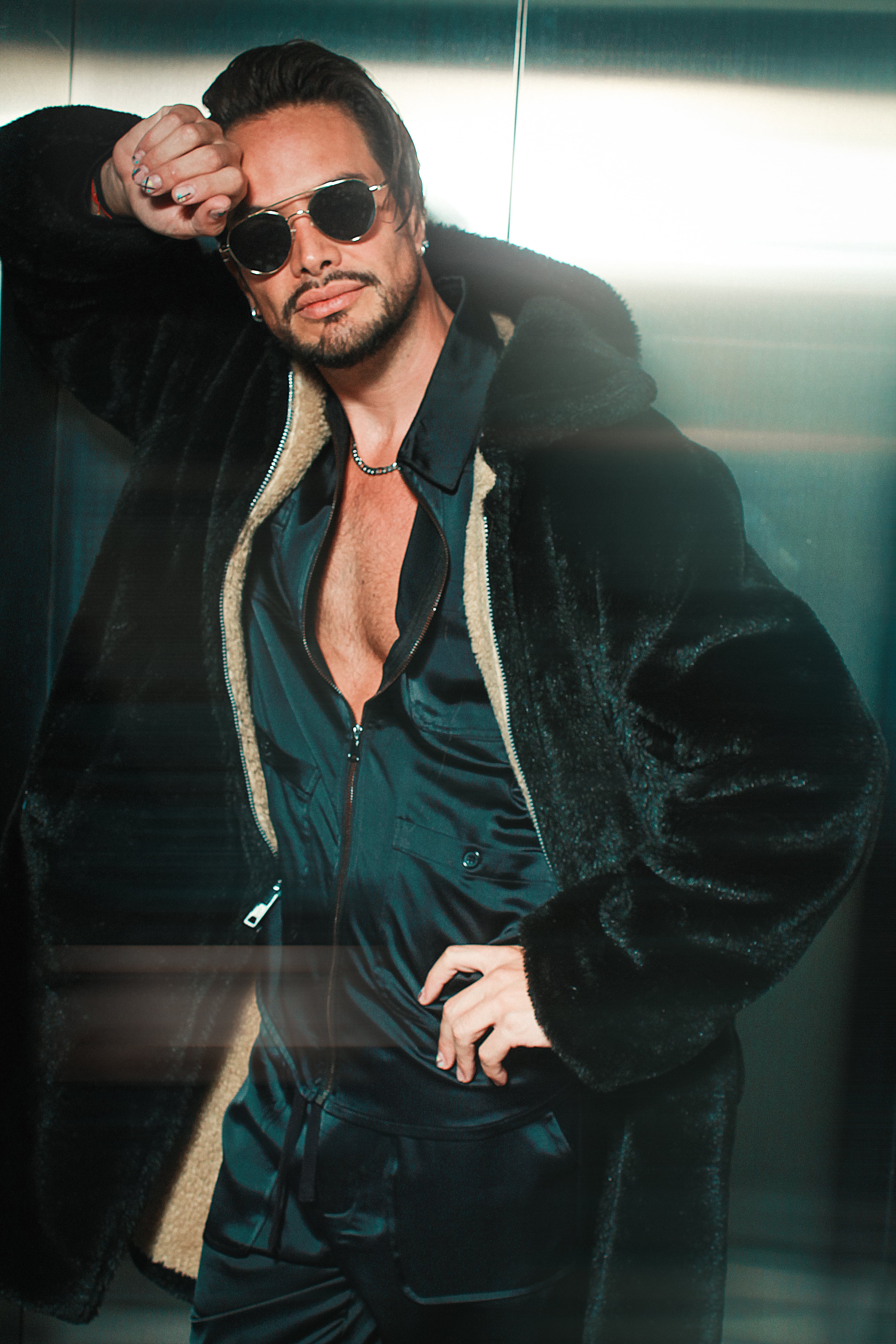 Andrés Zuno compagina música, teatro y cine con disciplina, estrenando la película