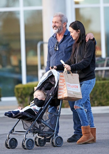 Mel Gibson y Rosalind Ross