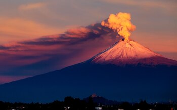 La UNAM y el CENAPRED cuenta con un sitio de monitoreo del volcán, mismo que se encuentra abierto a todo el público (Foto: Shutterstock)