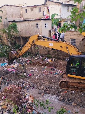 El corte masivo de agua potable afecta a 80 mil residentes de Santo Domingo tras intensas lluvias en República Dominicana. (Foto cortesía CAASD)