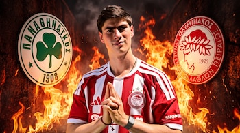Armando González posa con uniforme albirrojo frente a fuego y los escudos de los clubes Panathinaikós y Olympiakos.