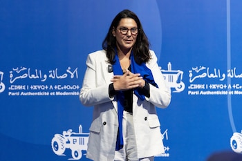 Fatima Ezzahra El Mansouri en un acto electoral del Partido Autenticidad y Modernidad (AP Foto/Mosa'ab Elshamy)