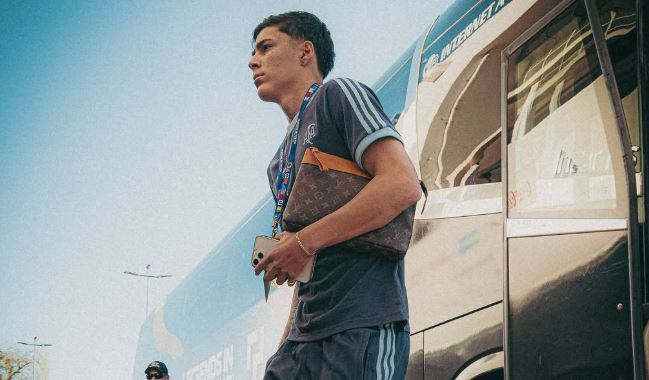 ndrada ingresó desde el banco en la final