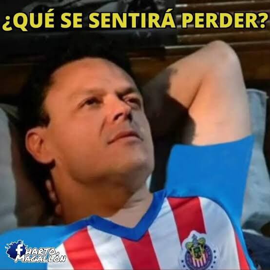 Los fanáticos rojiblancos no perdonan al técnico argentino. (Redes sociales)