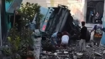 Camión de basura se queda