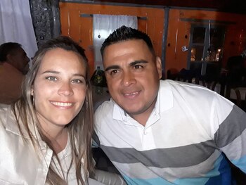 El Toto y Vanesa, su