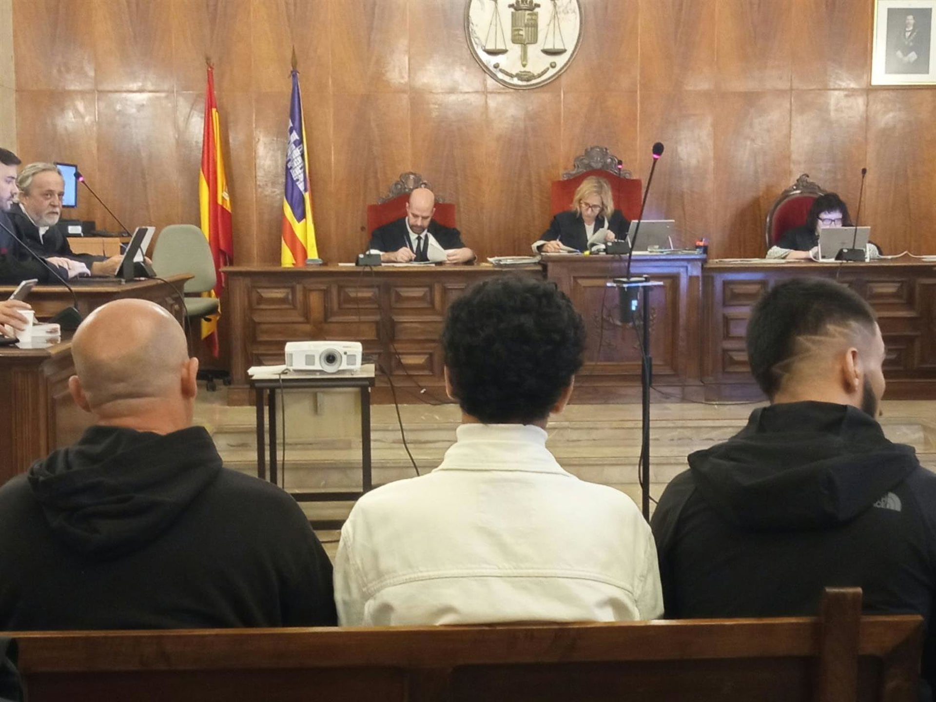 La Audiencia de Baleares juzgará a una banda acusada de asaltar y robar en más de 30 viviendas en Mallorca en 2025