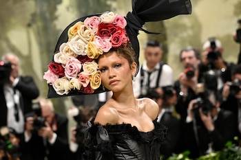 Celebridades como Zendaya renuncian a la Met Gala 2026, destacando la ausencia de figuras clave por la polémica (Foto Evan Agostini/Invision/AP)