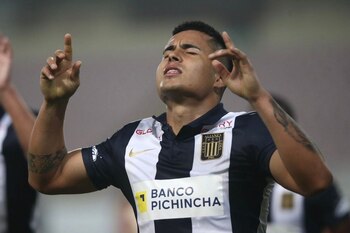 Ricardo Lagos levantó su primer