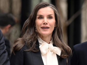 Imagen KJ4C7674ENDBVOSRCAPHXTJUXA