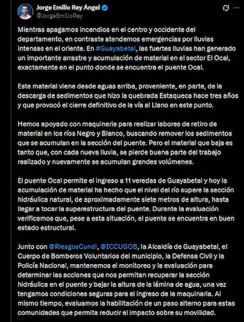 La Gobernación de Cundinamarca desplegó maquinaria en los ríos Negro y Blanco para retirar sedimentos y recuperar la capacidad hidráulica en Guayabetal - crédito @JorgeEmilioRey / Instagram