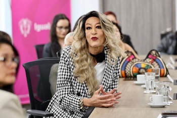 La Corte Constitucional de Colombia fijó la edad de jubilación para mujeres trans en 57 años, igual que para mujeres cisgénero - crédito Vicepresidencia de Colombia/EFE