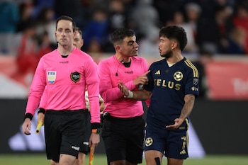 La MLS mantiene conversaciones con IFAB para cambiar algunas reglas en su liga (Vincent Carchietta-USA TODAY Sports)