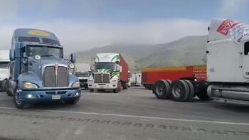 Caos en carretera Saltillo-Monterrey: transportistas