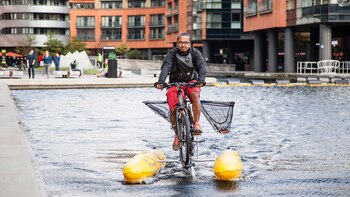 Dhruv Boruah arriba de su