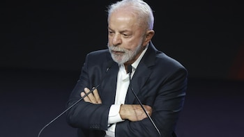 Lula se resigna y da