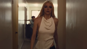 Anya Taylor-Joy protagoniza el video de “Jealous Lover”, el nuevo sencillo de los Rolling Stones