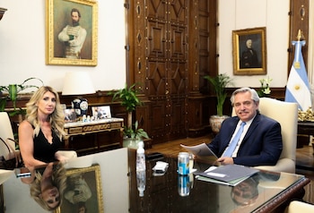 Virginia Staricco junto al presidente