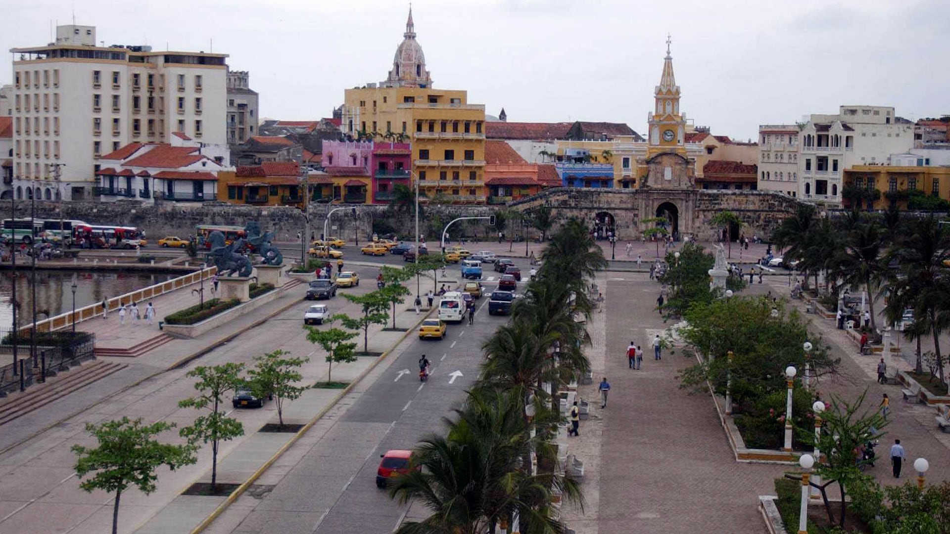 La administración distrital destaca las nuevas medidas para fortalecer la vida de barrio en el Centro Histórico. - crédito Colprensa.