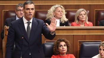 Sánchez pide a Feijóo la