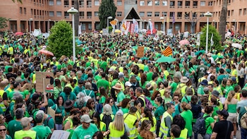 Los profesores de la concertada se suman a la marea de protestas: los sindicatos anuncian una campaña estatal ante “la falta de avances” con el Ministerio de Educación