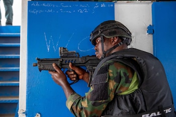 Los atacantes asaltaron el sábado