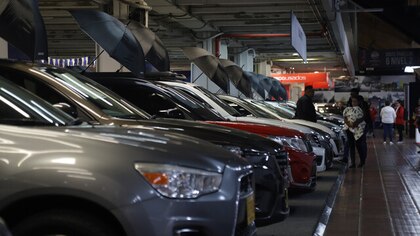 Siguen cayendo las ventas de vehículos Colombia: en mayo se registró un descenso de 30,1%