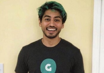 En la escuela secundaria, Saleh