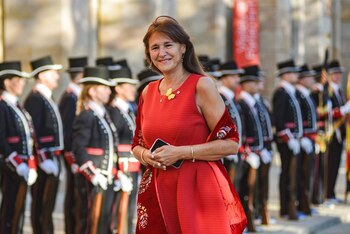 10/09/2026 La presidenta de Junts per Catalunya, Laura Borràs, a su llegada al acto solemne de izada de la senyera en la víspera de la Diada Nacional de Catalunya, frente al Parlament, a 10 de septiembre de 2026, en Barcelona, Catalunya (España). La ceremonia, celebrada en la víspera del 11 de septiembre, da inicio simbólico a los actos institucionales de la fiesta nacional de Catalunya. La edición de este año se vincula al Milenario de las Asambleas de Pau i Treva e incluye actuaciones musicales y culturales.
POLITICA
Alberto Paredes - Europa Press