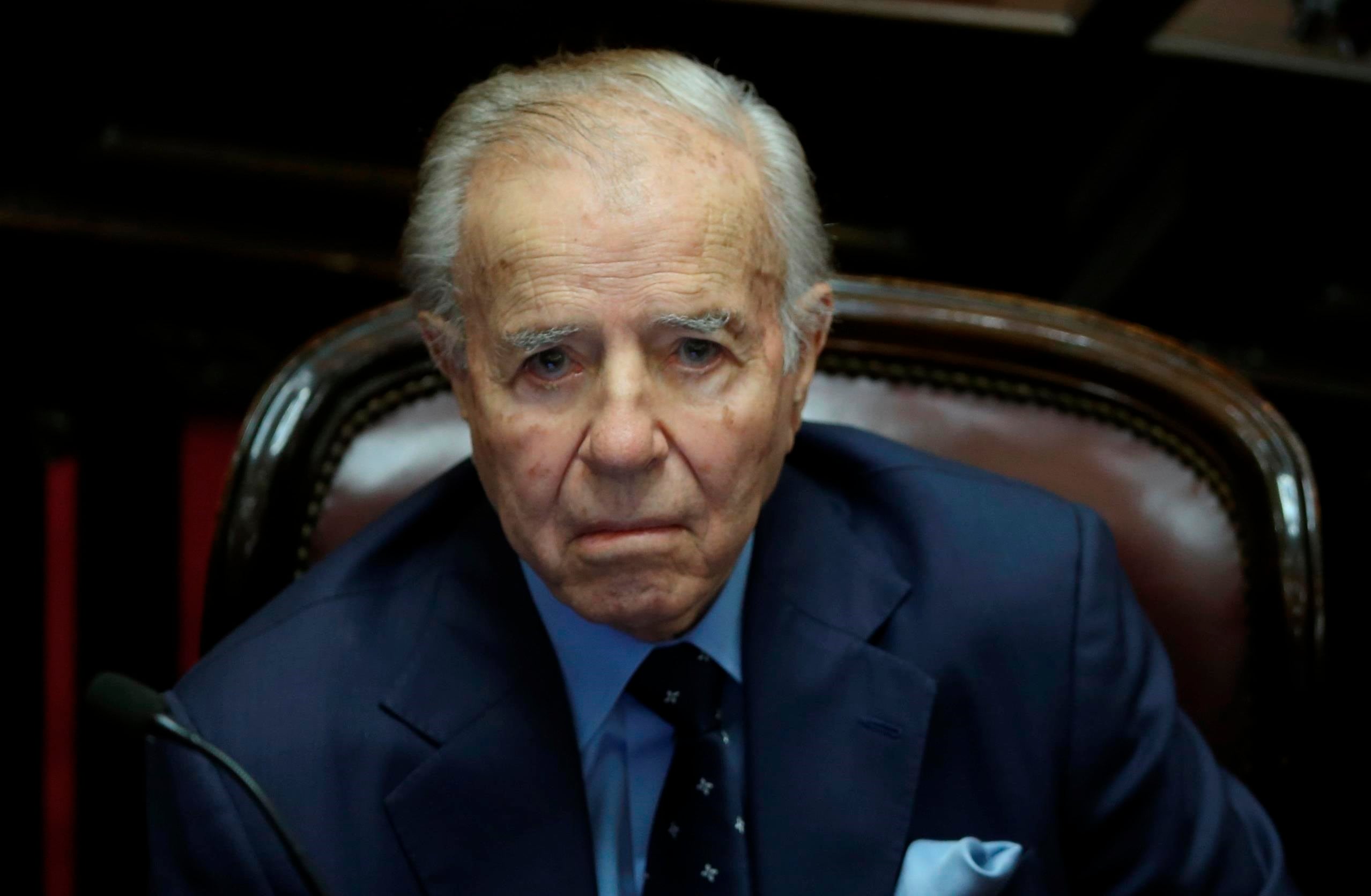 El ex presidente Carlos Menem fue condenado en 2013 a siete años por el contrabando a Croacia y Ecuador (EFE/Archivo)