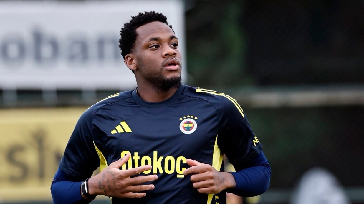 Jhon Jáder Durán aún no se consolida con el Fenerbahce de Turquía, que se empezó a cansar por la actitud del colombiano - crédito Fenerbahce