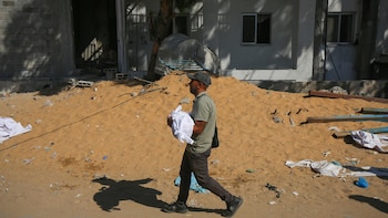 Mueren cinco palestinos en nuevos ataques de Israel en Gaza a pesar del alto el fuego