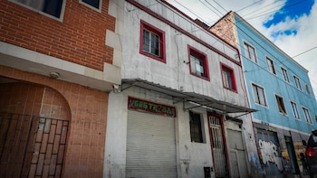 El secreto del Hotel La Rosa Dorada: el refugio oculto de ‘Los Seguros’ para la venta de drogas y torturas en Bogotá