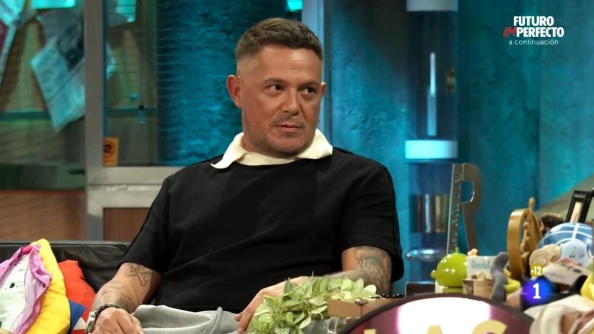 Alejandro Sanz tiene un lapsus y se refiere a David Broncano como si fuese Pablo Motos: “Querido Pablo”