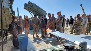 Visita de autoridades a la