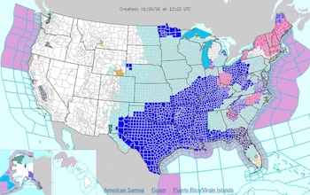 Durante la noche del domingo,