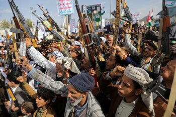 Partidarios del movimiento hutí se