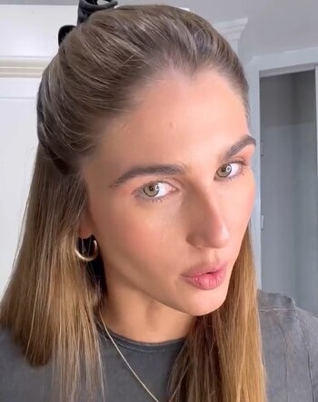 Alessia Rovegno dio detalles de su encuentro con Johnny Depp. Captura/TikTok