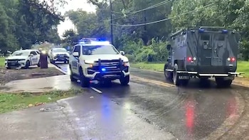 Un agente policial murió baleado mientras intentaba capturar a un hombre prófugo en Luisiana
