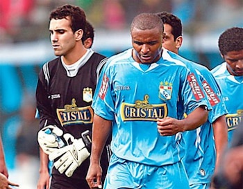 José Carvallo con Héctor 'Vagón' Hurtado en Sporting Cristal en 2009. - créditos: Difusión