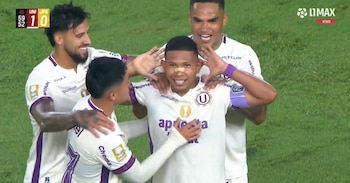 Edison Flores anotó golazo de tiro libre para el 1-0 de Universitario vs Juan Pablo II por el Torneo Clausura 2026.