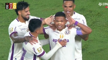 Golazo de Edison Flores, con exquisita definición de tiro libre, en Universitario vs Juan Pablo II por el Torneo Clausura 2026