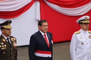 Ministro de Defensa, Jorge Chávez,